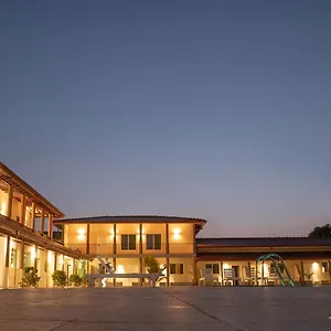 Nilakma Lagoon Hotel